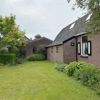 Karakterwoning met tuin en kapschuur